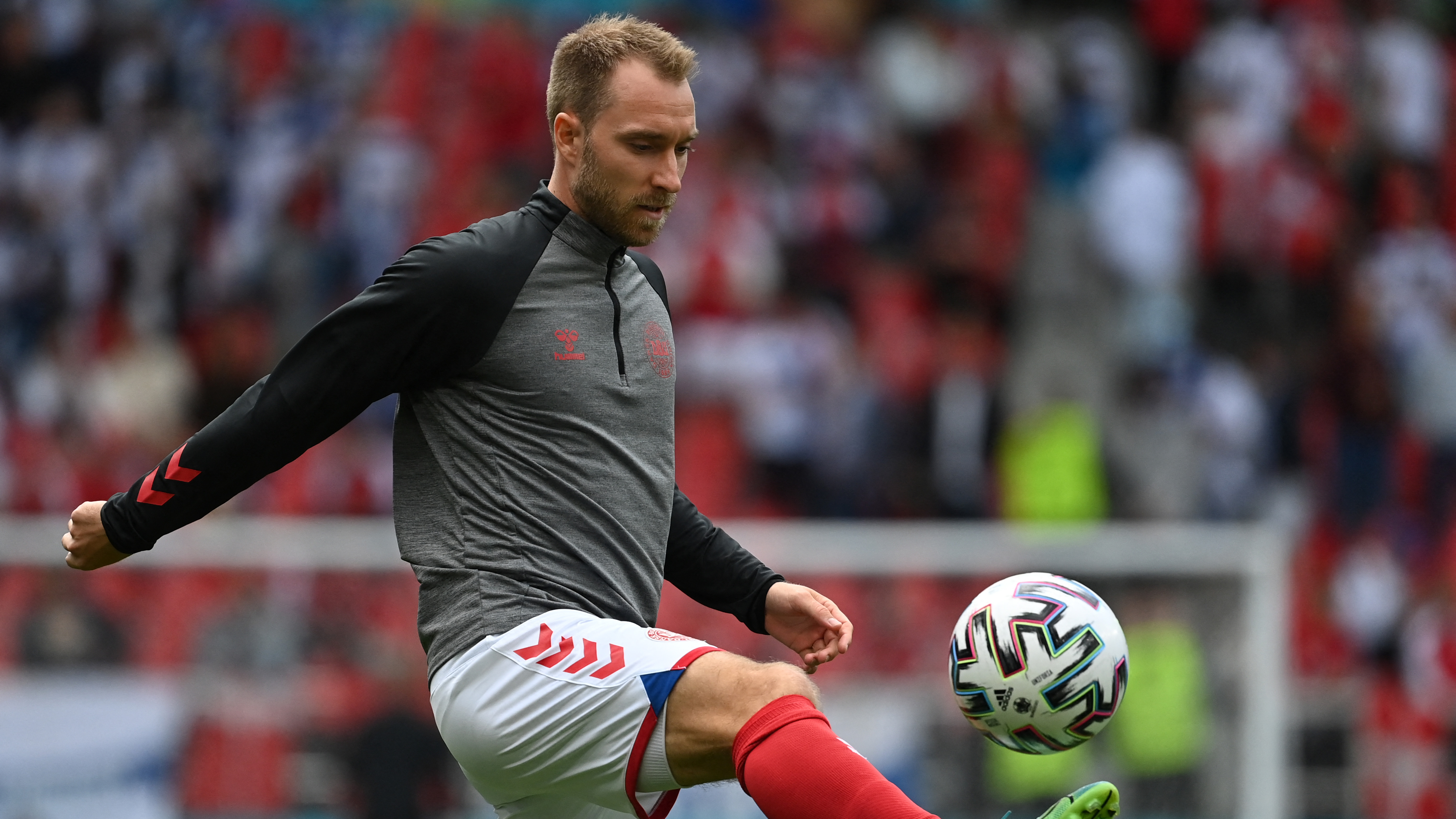 ブレントフォード移籍報道のエリクセンがトレーニングのために古巣アヤックスに帰還 家に帰ったような気分 Legends Stadium 最新サッカー ニュース 公式動画配信中