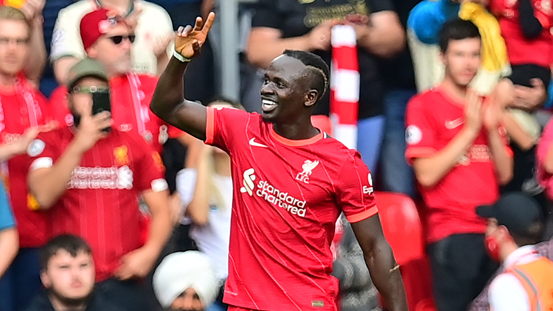 リヴァプールfwマネ レアル マドリーorバルサ移籍の可能性 アプローチがあれば夢の実現のため新天地へ Legends Stadium 最新サッカーニュース 公式動画配信中