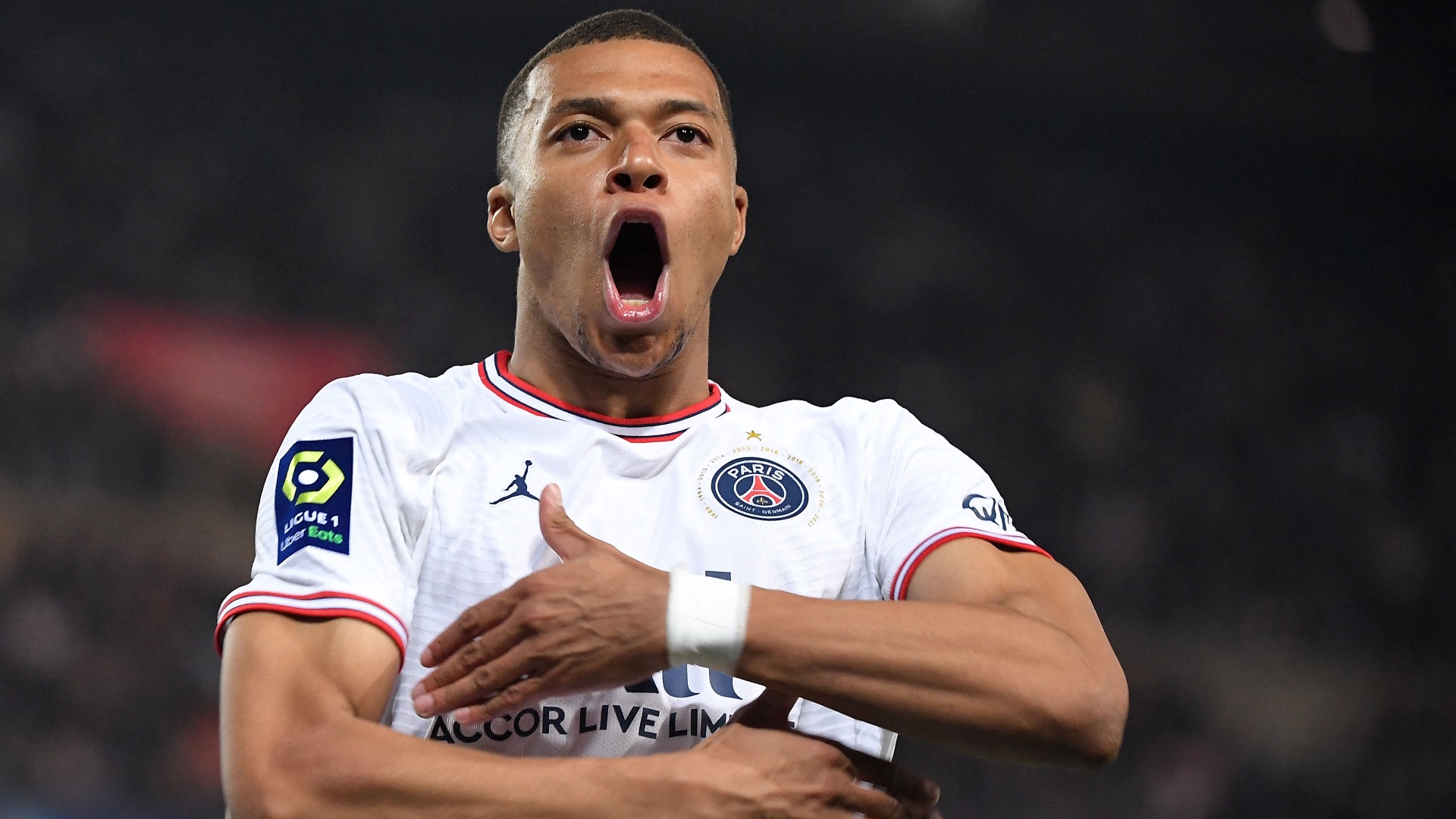 エンバペはpsg残留 レアル マドリーのペレス会長に対して移籍に ノー と返答 スペイン紙報道 Legends Stadium 最新サッカーニュース 公式動画配信中