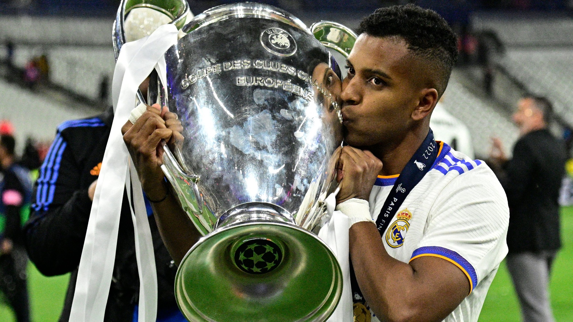 レアル マドリー ロドリゴと契約延長へ 28年までの新契約でサラリー大幅アップ Legends Stadium 最新サッカーニュース 公式動画配信中