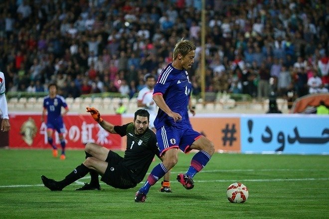 日本代表 編集長の視点 本田と宇佐美の選出は妥当なのか 代表の場に指定席はいらない Legends Stadium 最新サッカーニュース 公式動画配信中