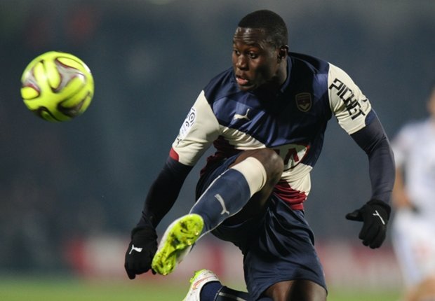 降格圏のニューカッスル ボルドーからセヴェを獲得 Legends Stadium 最新サッカーニュース 公式動画配信中