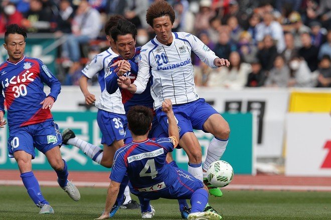 J1 公式戦５試合目で G大阪がようやく今季初勝利 長沢のヘッドで甲府に１ ０ Legends Stadium 最新サッカーニュース 公式動画配信中