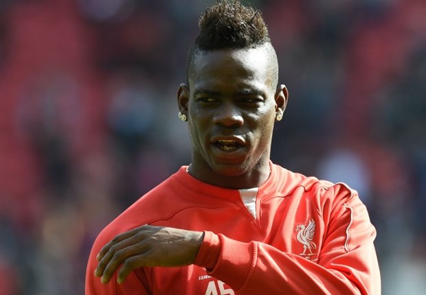 元チームメイトがバロテッリを擁護 スケープゴートにされた Legends Stadium 最新サッカーニュース 公式動画配信中