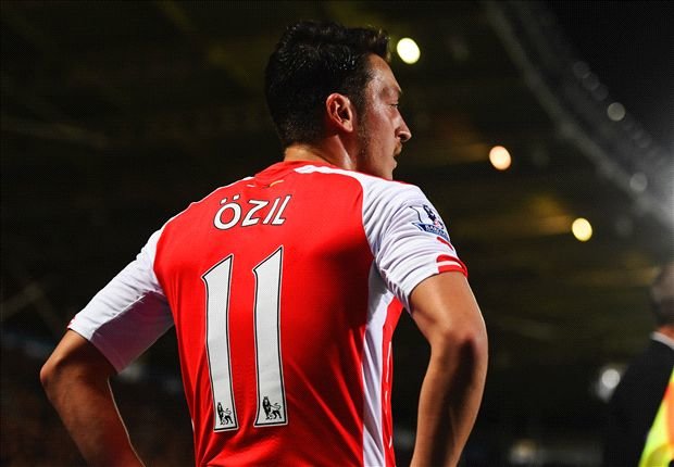 エジル フンメルスとヘヴェデスはプレミアで活躍できる クロップの去就は選手の間でも話題に Legends Stadium 最新サッカーニュース 公式動画配信中